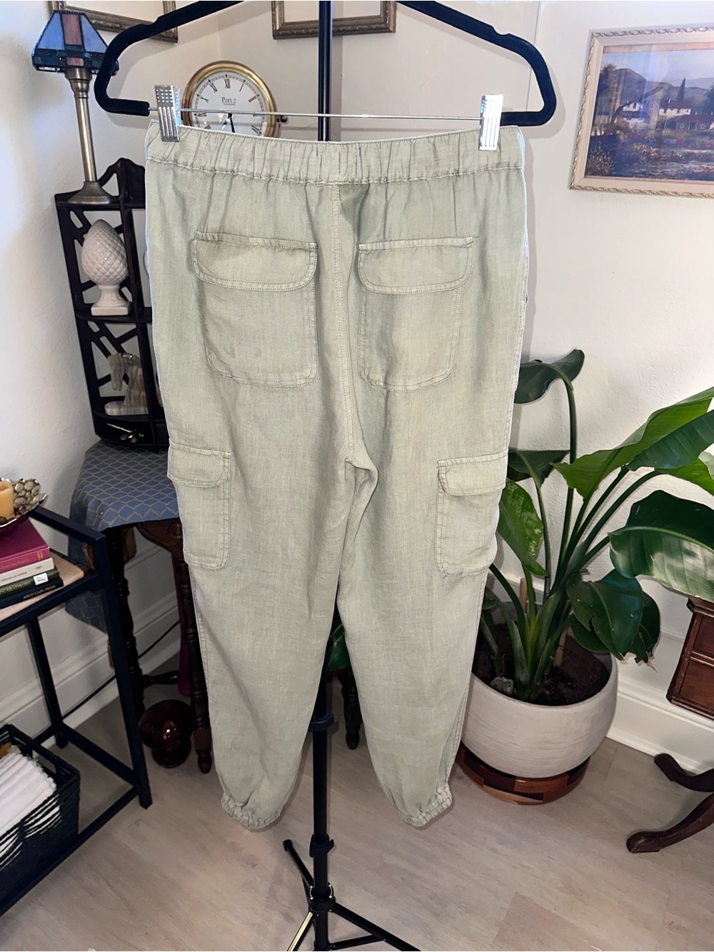 Nicole Miller 100 Percent Linen Olive Green Cargo Jogger Pants - Picture 4 of 8